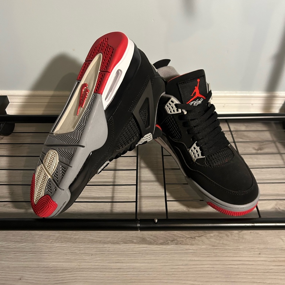 Jordan 4 Bred (2019) - Size 12
